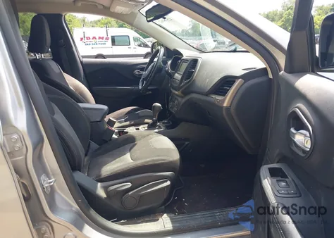 2016 Jeep Cherokee Sport z USA, uszkodzony, nr VIN 1C4PJMAS5GW363999